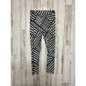 Kim Kardashian leggings